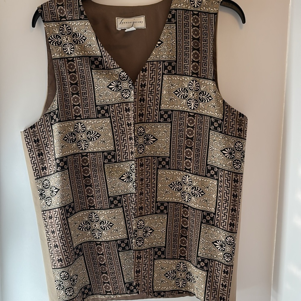 SPENSER JEREMY SILK VEST
SHADES OF BROWN BLACK TAN DESIGN
3 EYE & HOOK CLOSURES